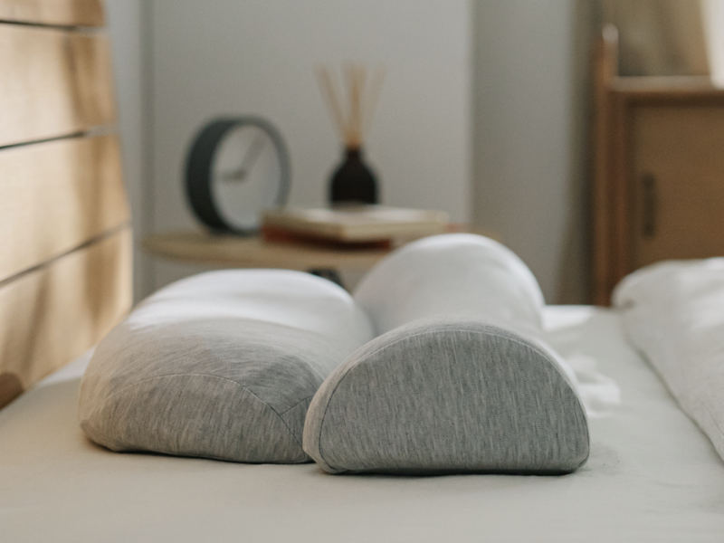 公式】首と肩のことだけを考えたダブル枕PLUS │ CALQS（カルクス