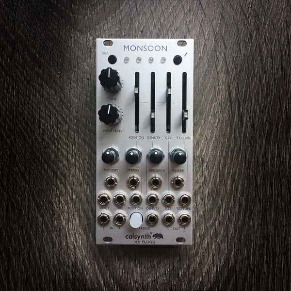 monsoon_silver_new_bolt_01_gra