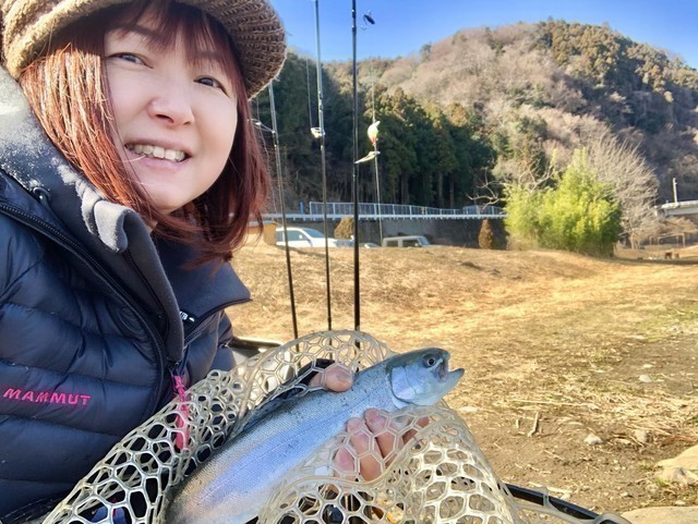 つづちゃん今日ドコ行こ】癒される釣り場にゃ♪～中津川～ - CLAB
