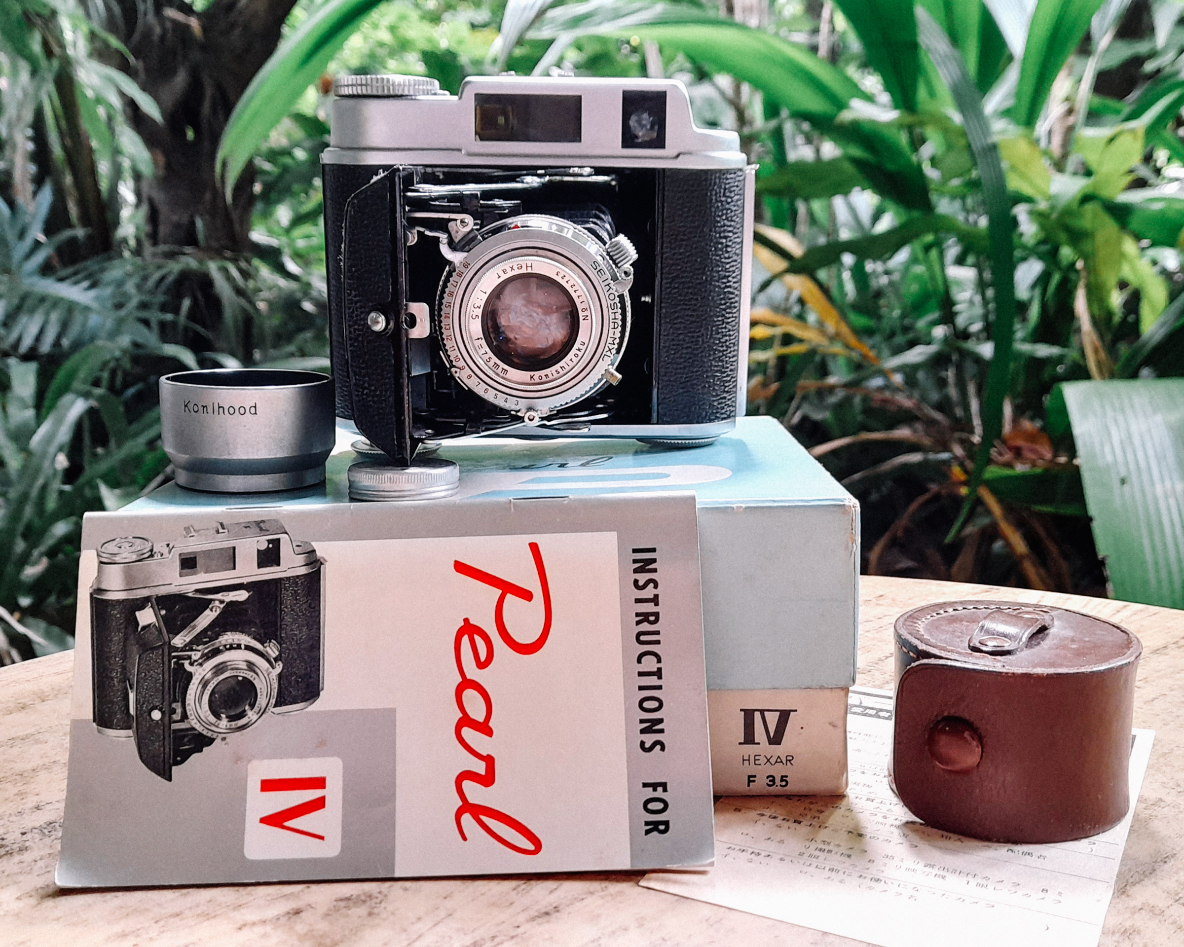 Konishiroku ( Konica ) Pearl IV – The Last, Best 645 Folder