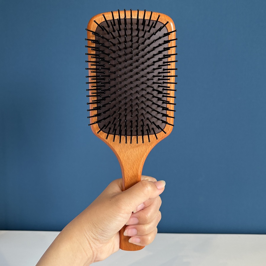 AVEDA（アヴェダ） パドルブラシ ヘアブラシ 名入れ プレゼント