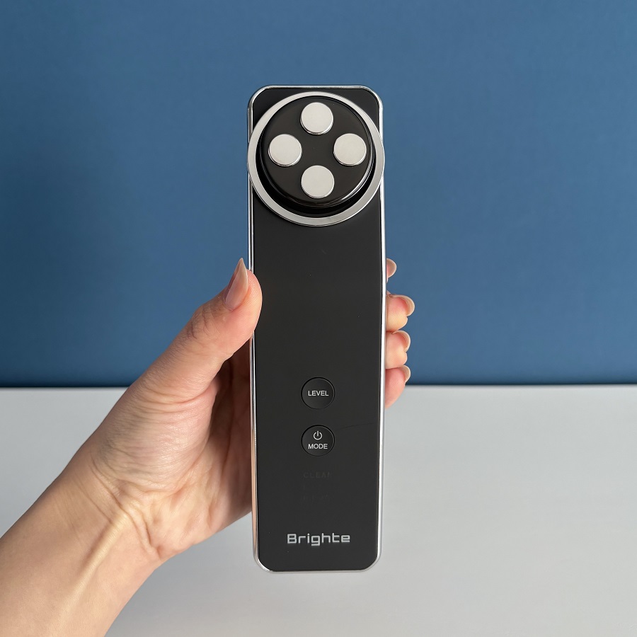 Brighte(ブライト) ELEKI LIFT (美顔器/EMS/フェイスケア/リフトアップ