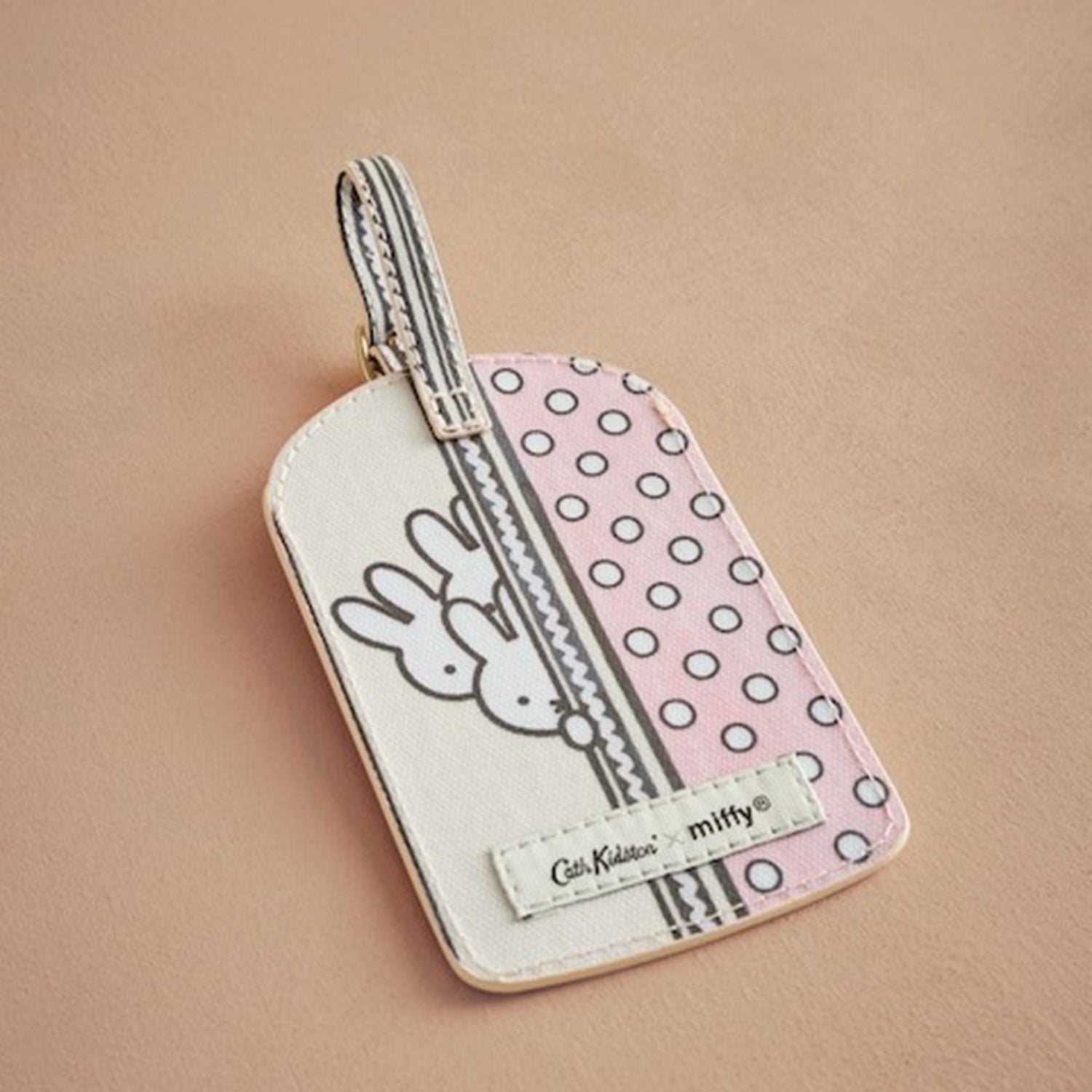 ミッフィー ラゲッジタグ Miffy Drawn Stripe | Cath Kidston 日本公式