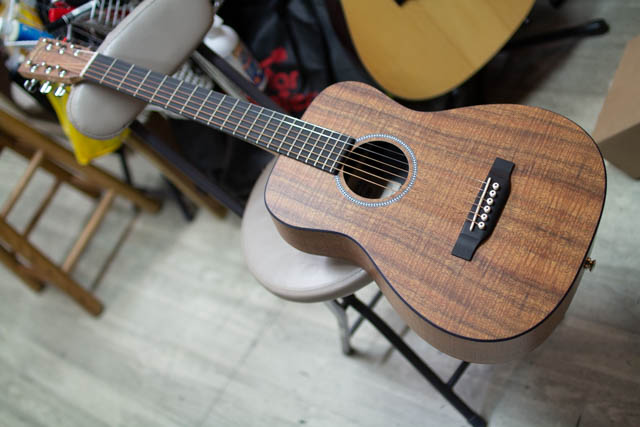 Martin LXK2 コア柄 リトルマーチン マイク搭載! 【アンプに繋げる