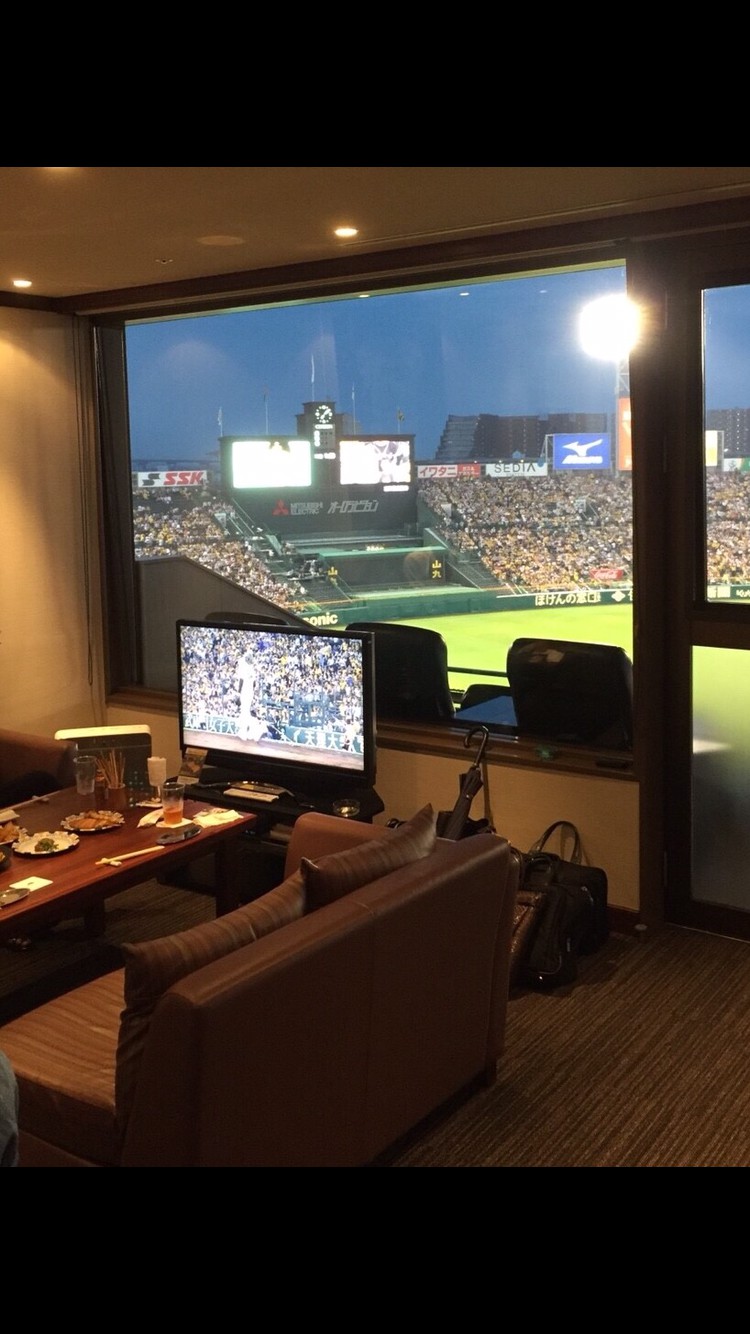 甲子園球場ロイヤルスイート | キャプテン社長ブログ