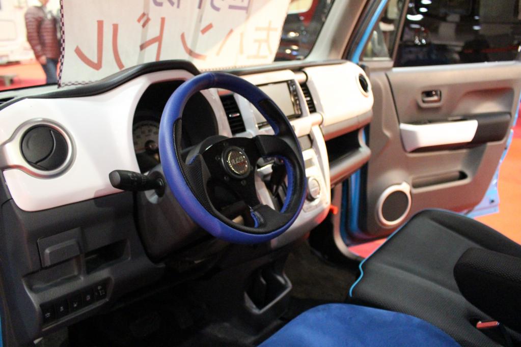 ちょっと凝りすぎ!？「左ハンドル」のハスラー、そのお値段は……｜軽-RV