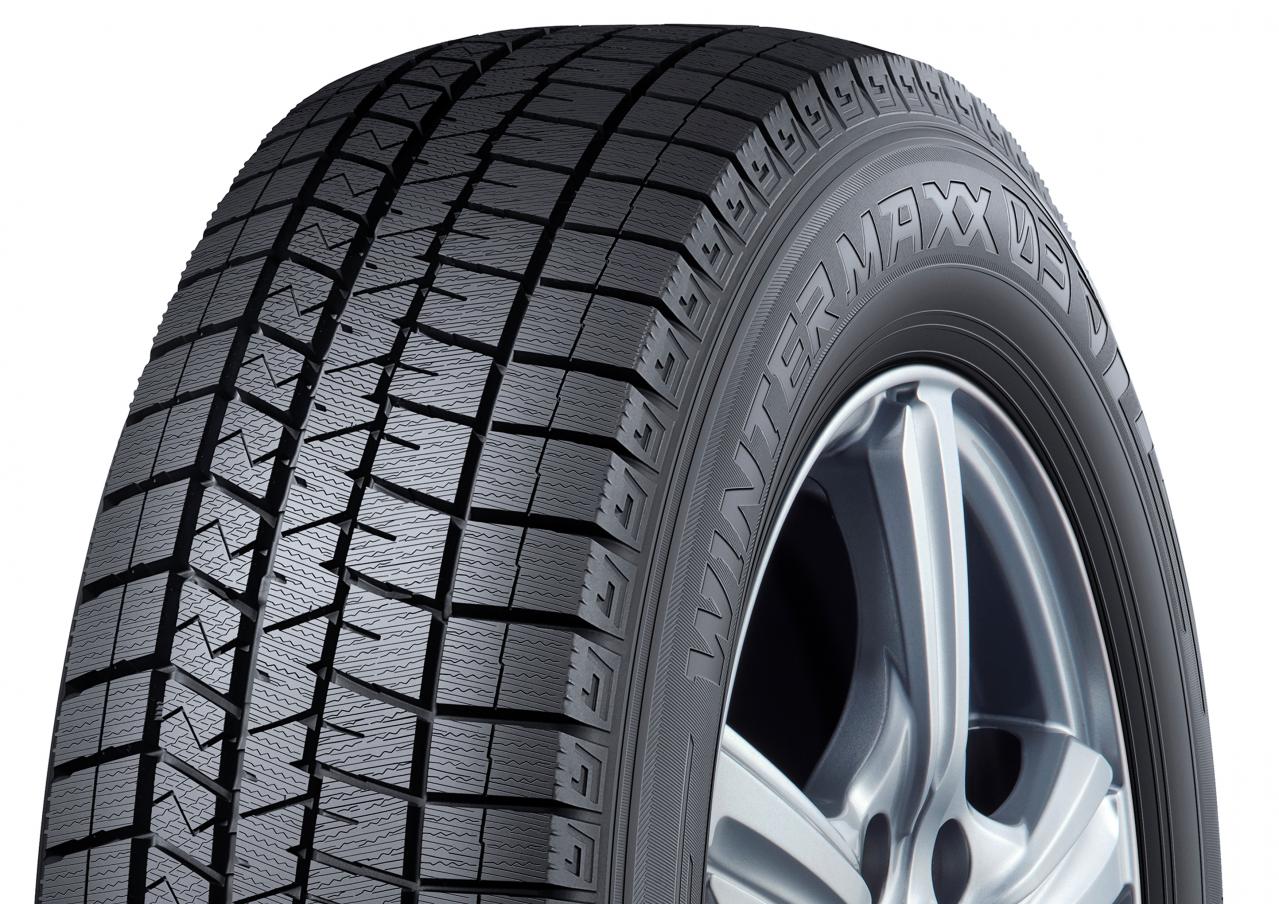 史上最高の氷上性能を持つスタッドレスタイヤ！ ダンロップ「WINTER