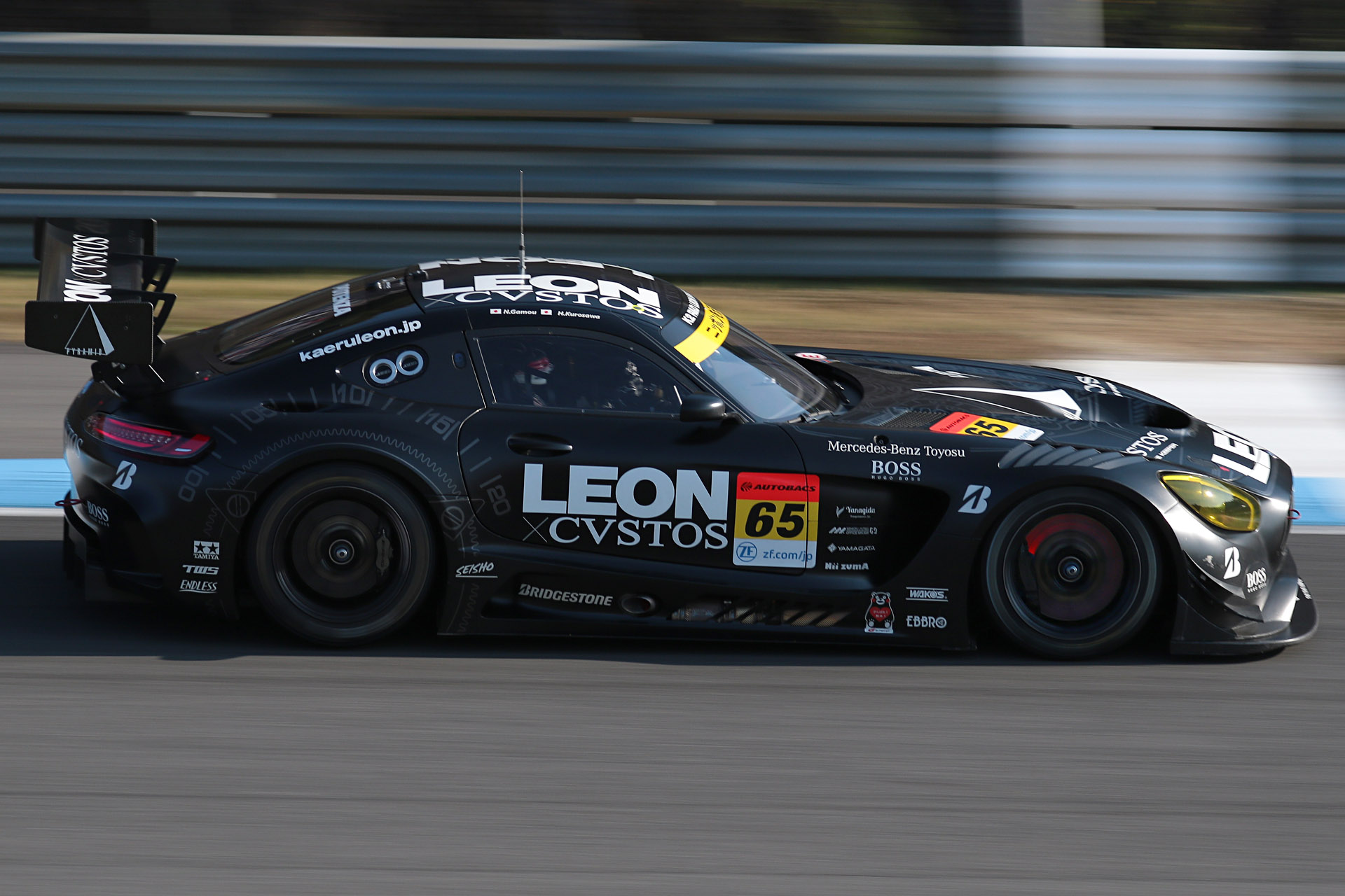 SUPER GT 最終戦もてぎ】GT300は65号車 LEON CVSTOS AMG（黒澤治樹