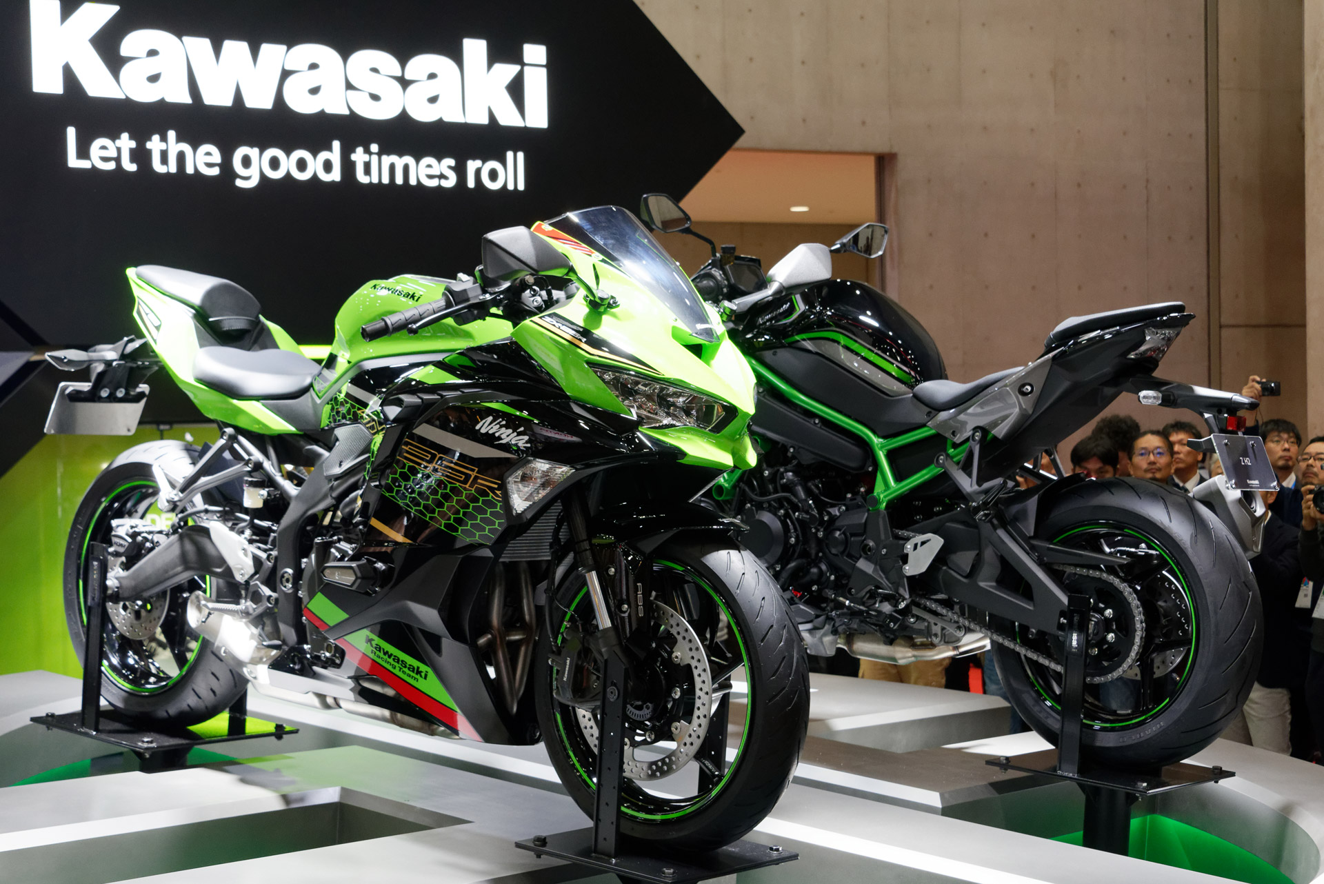 東京モーターショー 2019】カワサキ、並列4気筒クォーター「ZX-25R」や