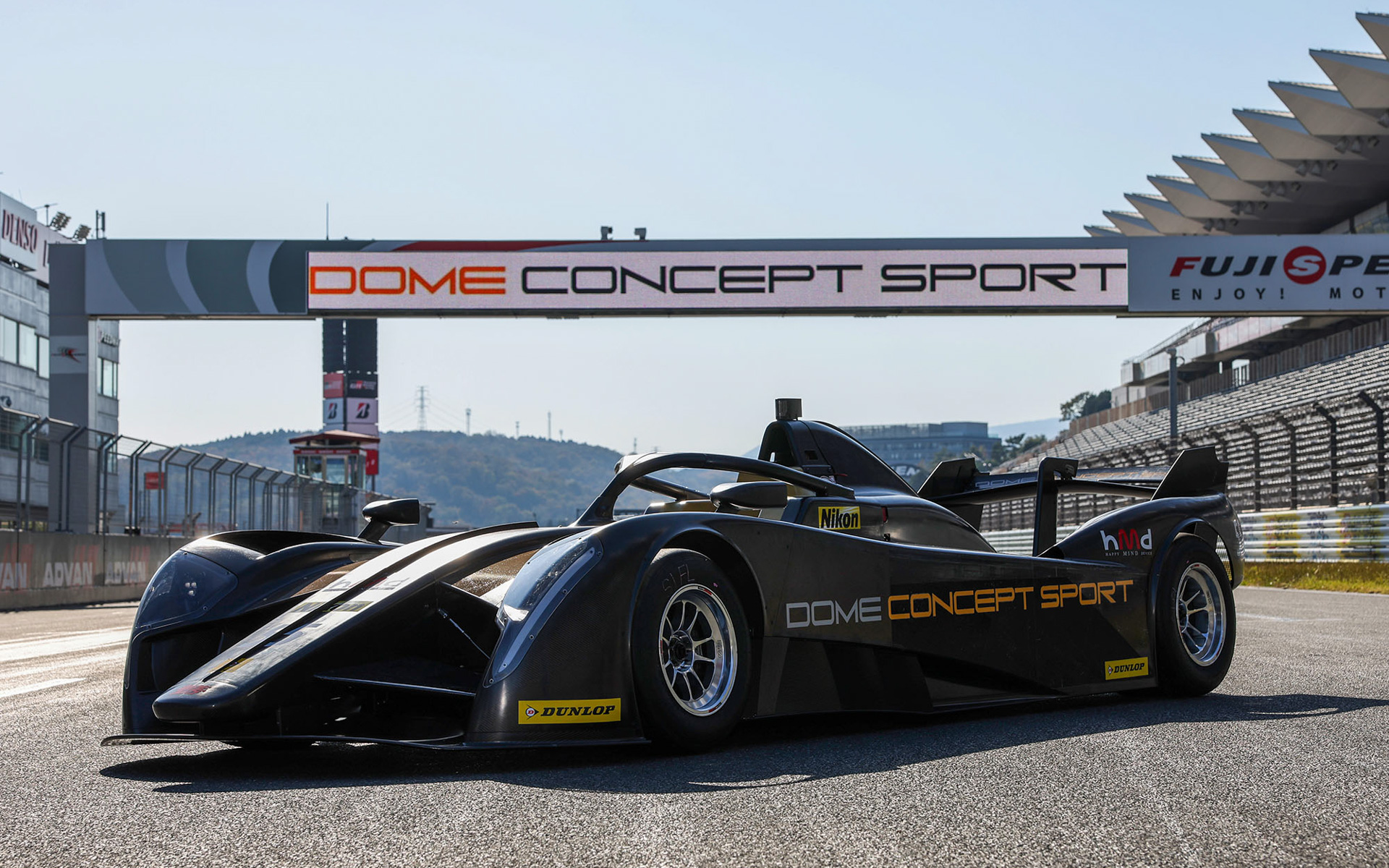 トヨタのF1レーシングカー、18分の1.富士スピードウェイ改修後の物です