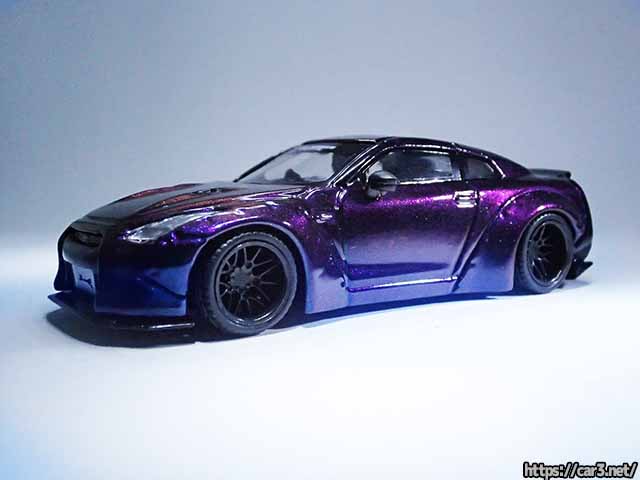 MINI GTの1/64LB-WORKS・日産R35 GT-Rマジックパープルはマジョーラ的