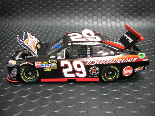 Action 1/24 ﾀﾞｲｷｬｽﾄﾓﾃﾞﾙ ◇#29 Kevin Harvick 