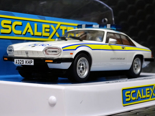 Scalextric 1/32 ｽﾛｯﾄｶｰ C4224 ◇Jaguar XJS ”Police Edition” 2021年