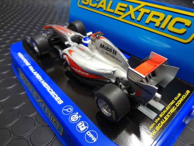 ｵﾘｼﾞﾅﾙ・ﾒｲﾄﾞ 1/32 ウレタン・スリックタイヤ◇スケレのモダンF1マシン