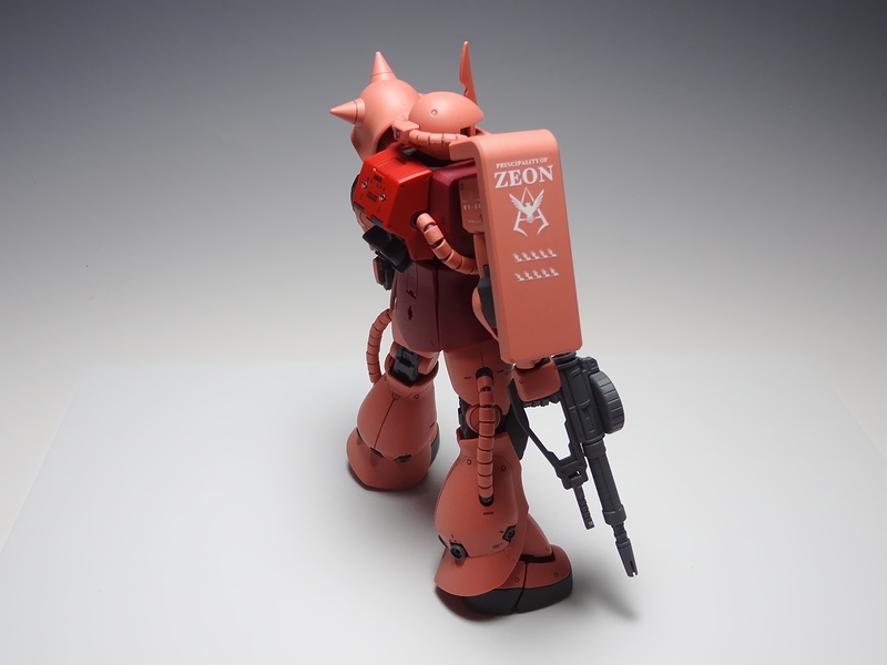 スタンダード完成品】バンダイ MG 1/100 シャア専用ザクII Ver.2.0