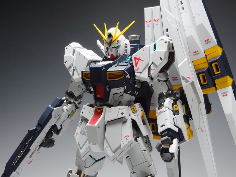 プレミアム完成品】バンダイ MG 1/100 νガンダム Ver.Ka | プラモデル