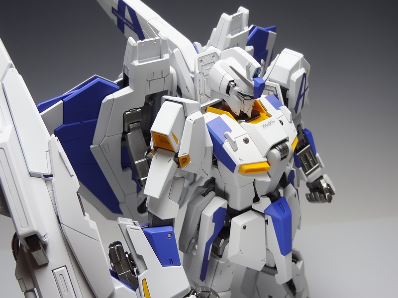 全塗装【プレミアムプラス完成品】バンダイ MG 1/100 「アムロ専用
