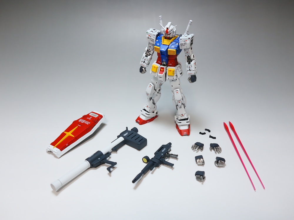 全塗装【プレミアムプラス完成品】バンダイ RG 1/144 RX-78-2 ガンダム