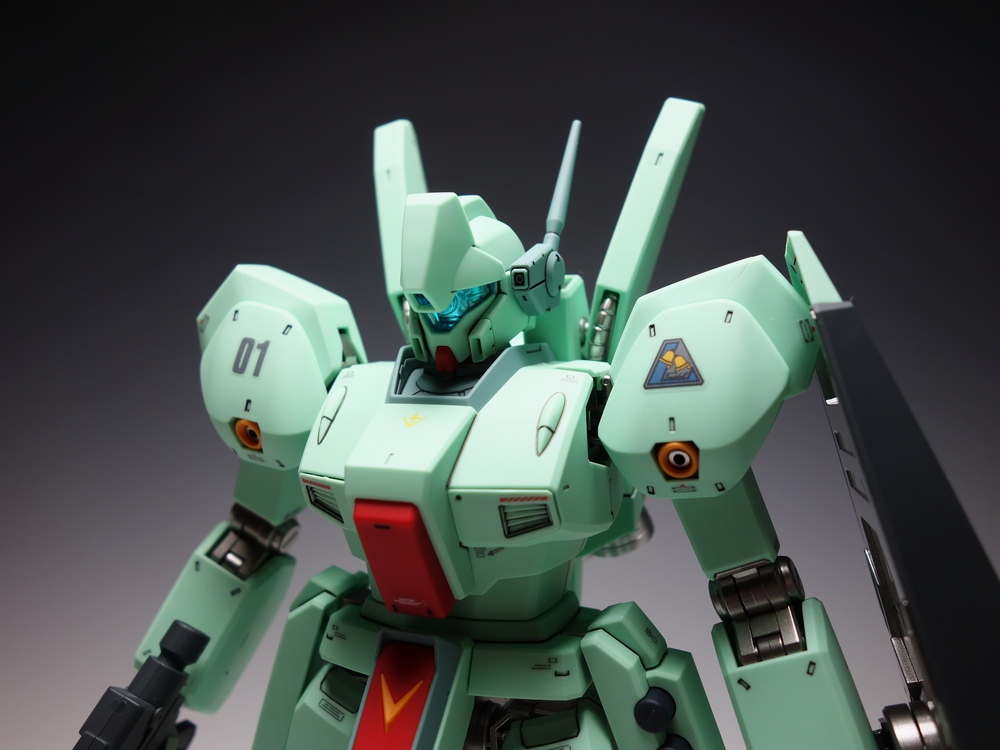 プレミアム完成品】バンダイ MG 1/100 ジェガン | プラモデル ガンプラ