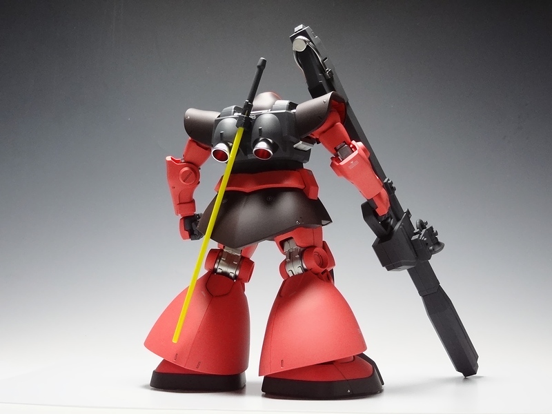 プレミアム完成品】バンダイ MG 1/100 シャア専用リックドム