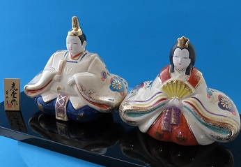 光堂作 お雛人形 染錦座雛 薬師窯 | 陶磁器専門店 布佐陶芸