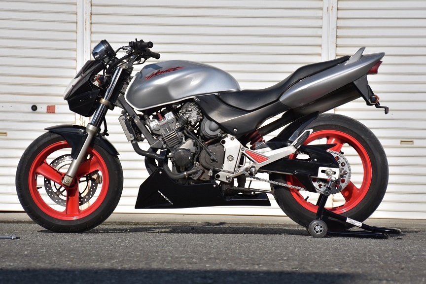 ホーネット250/ﾌﾛﾝﾄｶｳﾙ/ﾚｰｽ/白ｹﾞﾙ*ｽﾃｰ付 | EIGHT （才谷屋ファクトリー