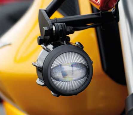 V85TT ADDITIONAL LED FOGLAMPS | Vespa（ベスパ）の事なら SCSウェブ