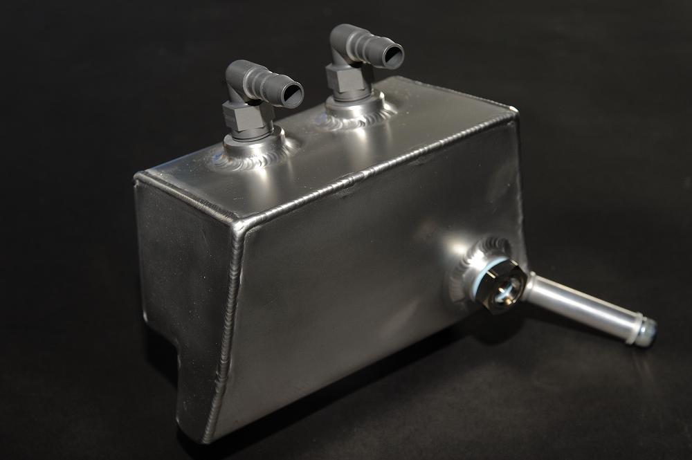 GPz750用オイルキャッチタンク | スピードショップイトウ