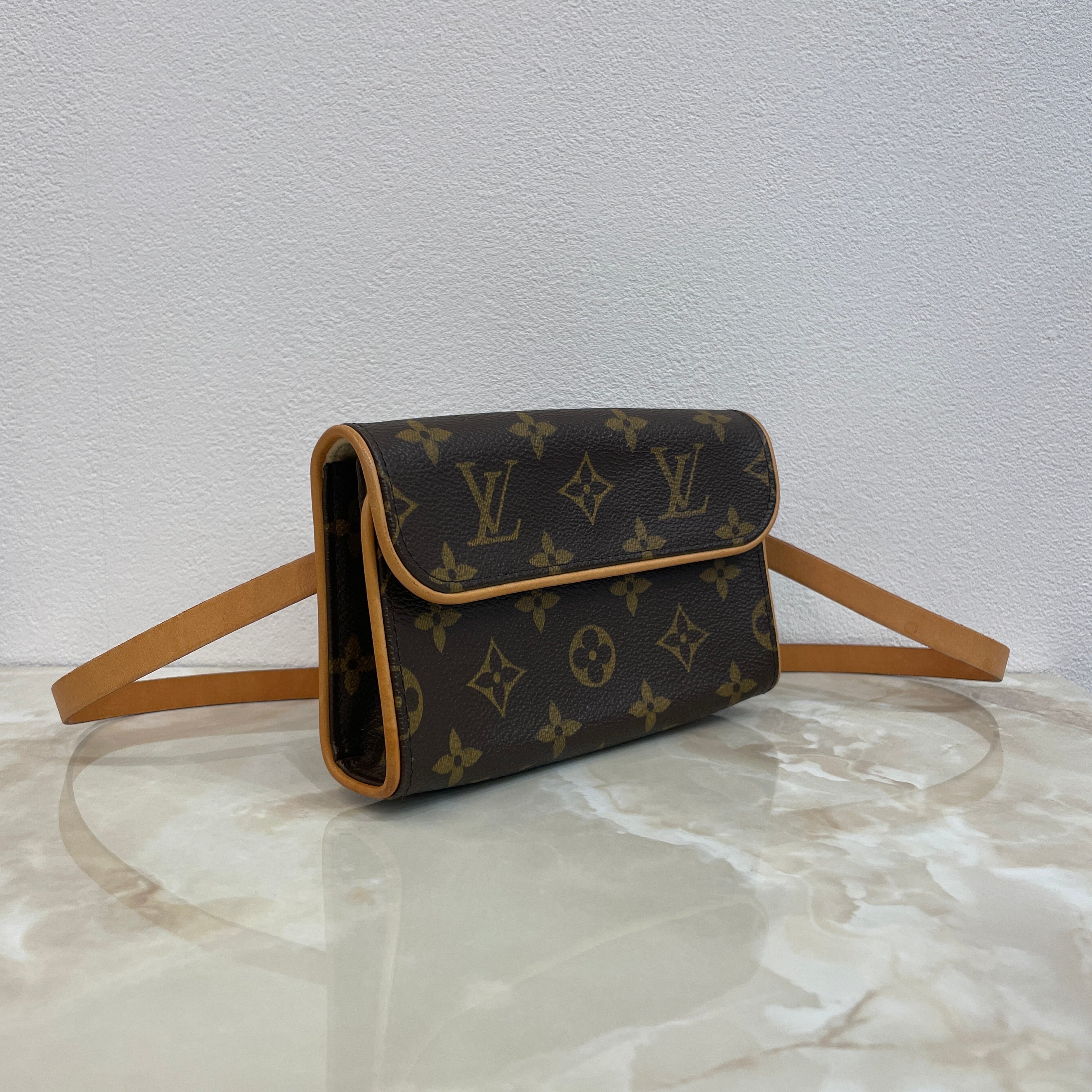 LOUIS VUITTON ポシェットフロランティーヌ