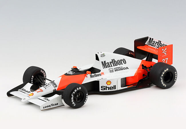 A・セナ選手が1990年のF1王者を獲得したマシン - カー・アンド