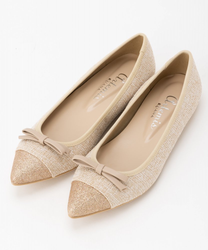 DIANA ダイアナ つま先グリッターリボンフラットパンプス ベージュ系