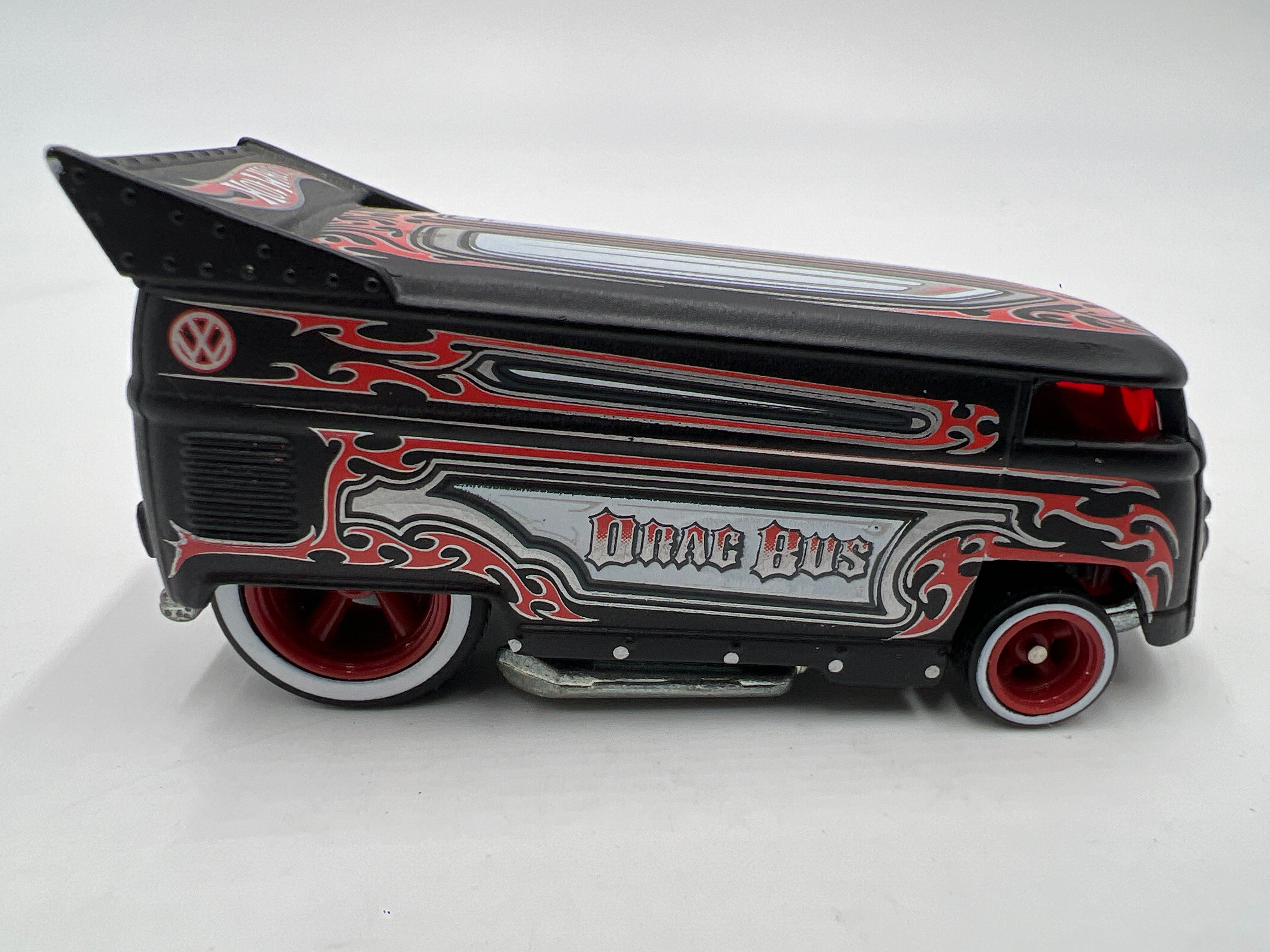 Hot Wheels Garage Box Set Premium Volkswagen Drag Bus Matte Black