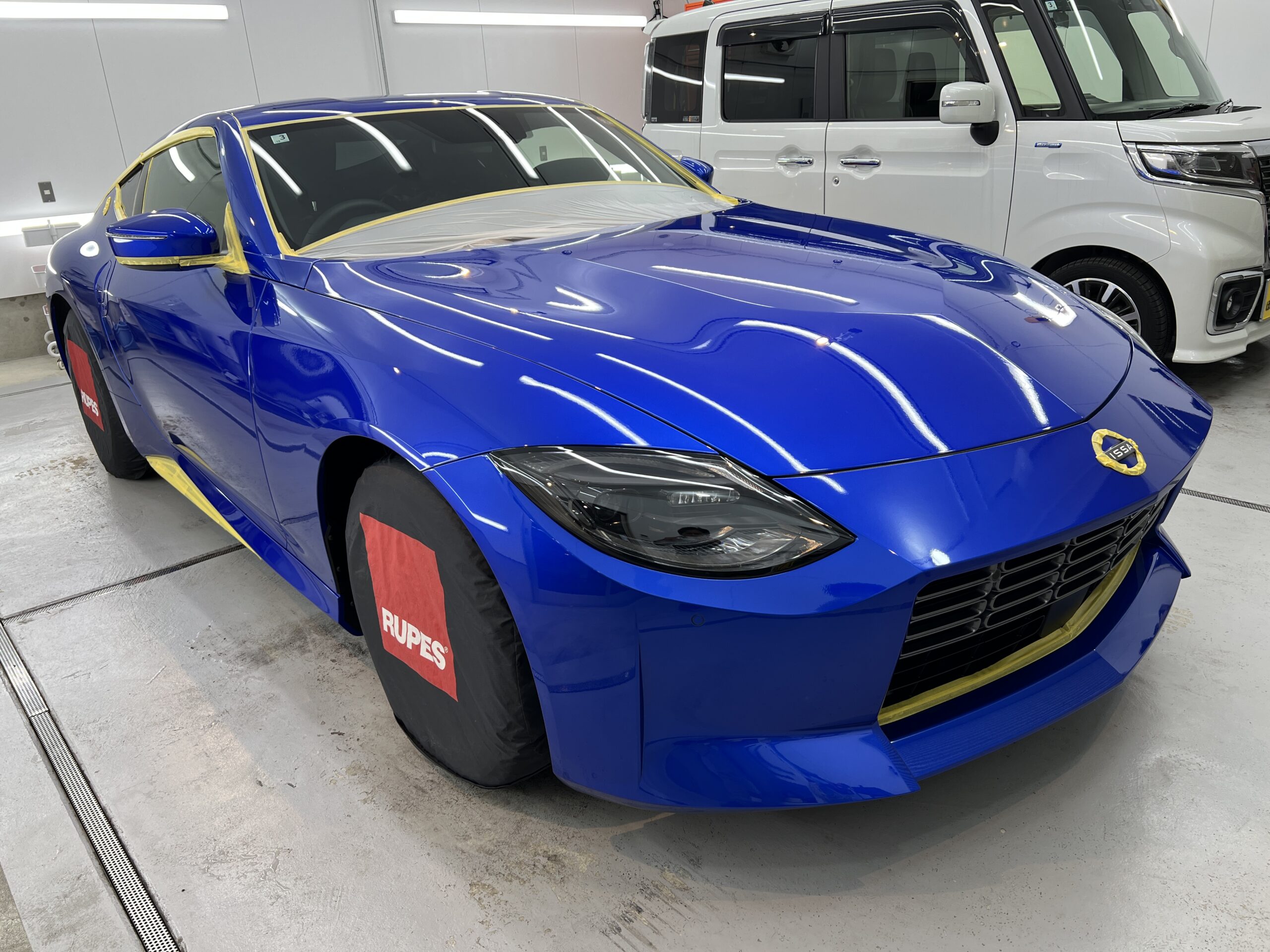 日産 フェアレディZ RZ34型 (新車) - カーポリッシュナガタ