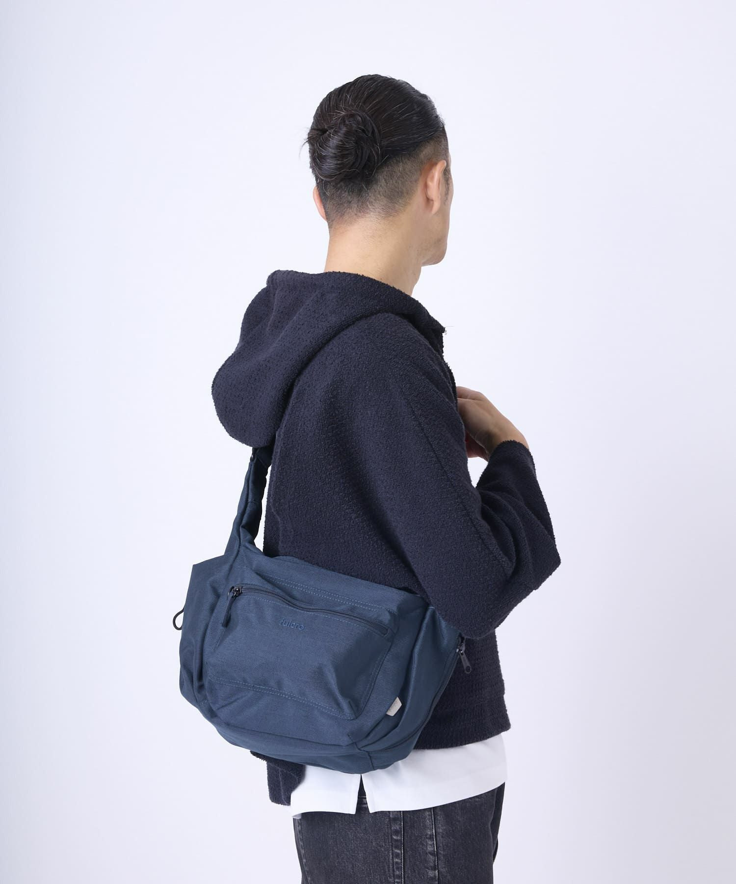 Explorer / complete | ショルダーバッグ | CARROT ONLINE 【公式】