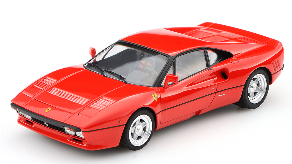 独自の加工でよりカッコ良く！フジミ製プラモ「フェラーリ288GTO」を