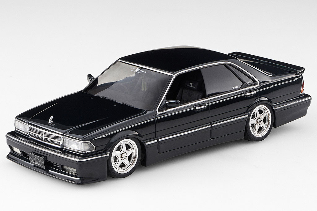 これぞVIPカー、カリスマブランドの輝き！アオシマ製プラモ