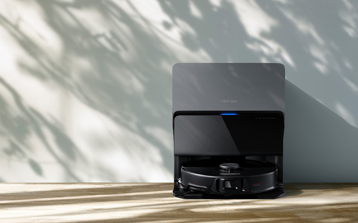 ひとつ上のキレイ”を実現する吸引力と障害物回避性能を備えたロボット