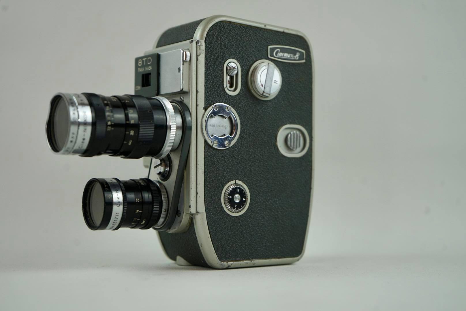 8ミリカメラ NIKKOR Cinemax-8 国産初の8㎜カメラ CINEMAX 8 NIKKOR F1.