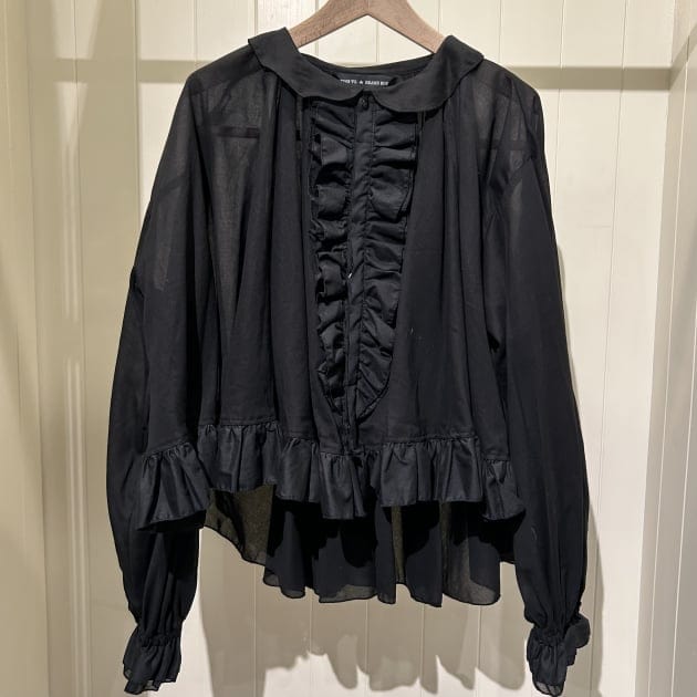 TORI-TO フリルブラック(センターフリル、襟フリル無し) TORI-TO