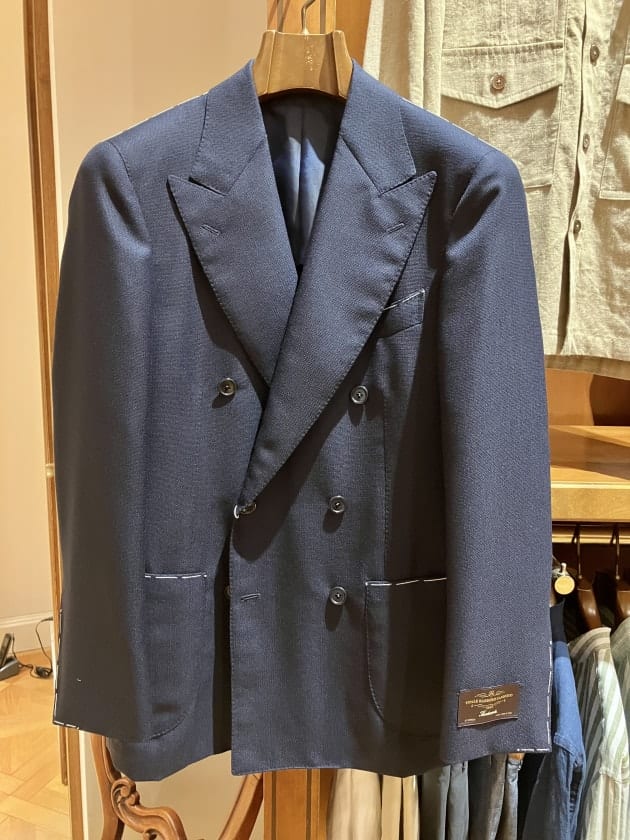 BEAMS F〉使い勝手の良いダブルブレステッドジャケットが嬉しい