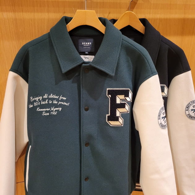 ワッペンが特徴のFOXスタジャン｜ビームス アウトレット 那須｜BEAMS