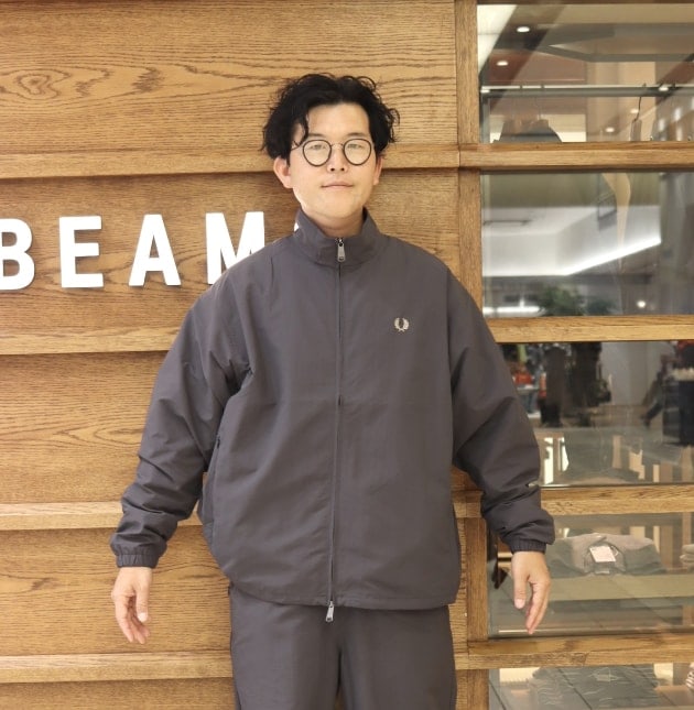 本日発売！人気アイテムに新色登場！！【別注 FRED PERRY】｜ビームス