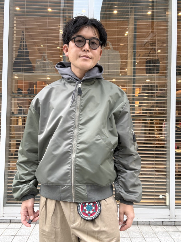 今っぽく着られる「Crazy MA-1 Jacket」を徹底レビュー｜ビームス 静岡