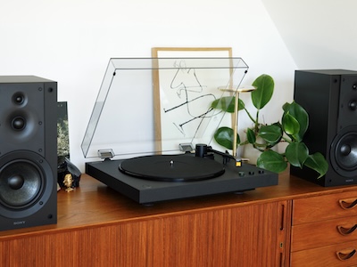 苔をのせるトラック「苔トラ」 | ROOMIE（ルーミー）