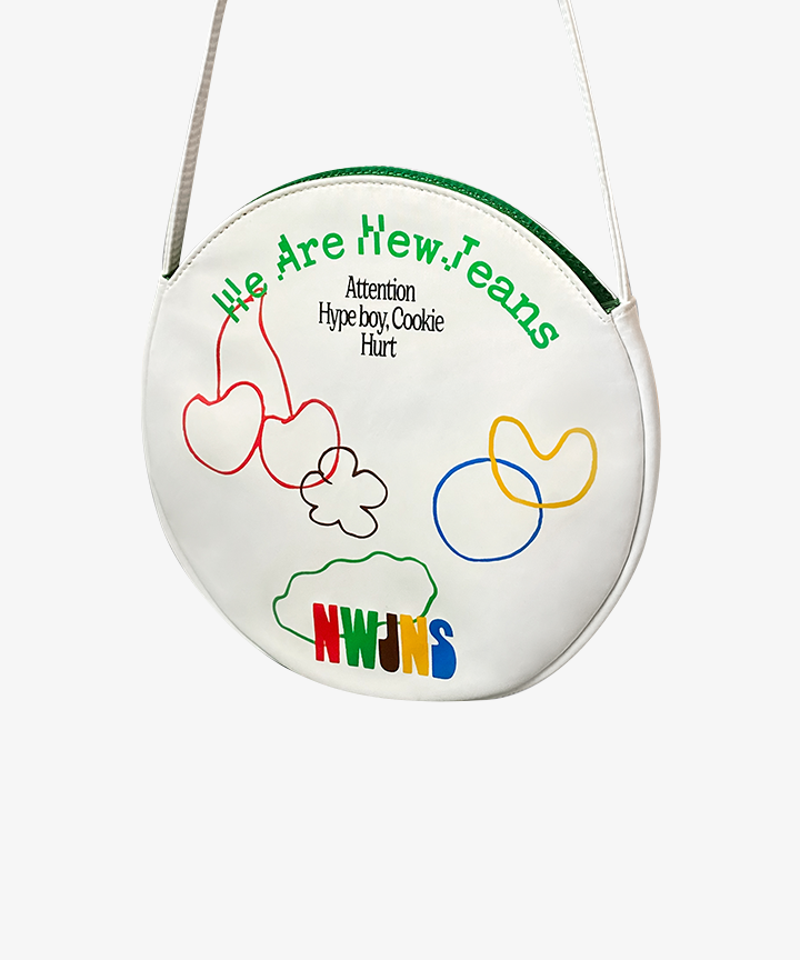 NewJeans | NewJeans 1st EP 'New Jeans' Bag (White) ver. (LIMITED)