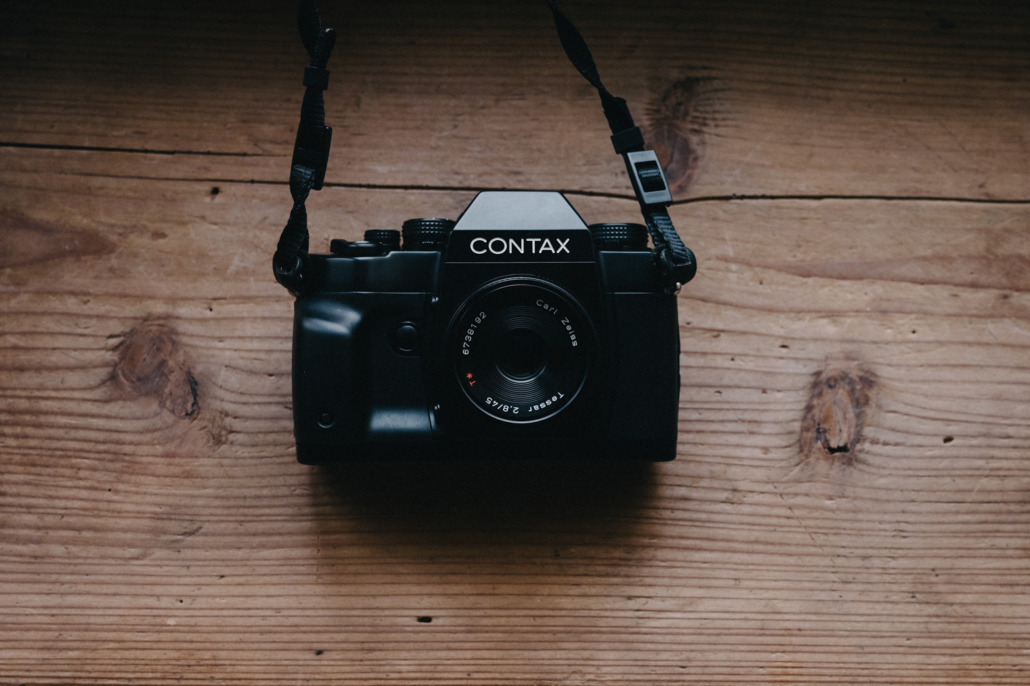 作例】Carl Zeiss Tessar T* 45mm F2.8 AEJ｜コンパクトだけど写りは