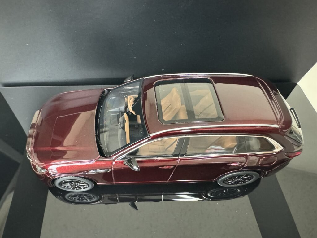 国内のマツダ販売店が「CX-80」の1/43スケールモデルカー発売予定と