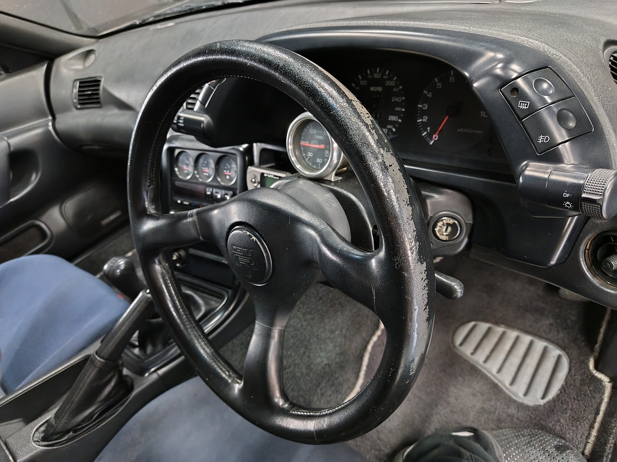 GT-R BNR32 革レザー ハンドル/ステアリング 劣化・擦れ・表皮めくれ