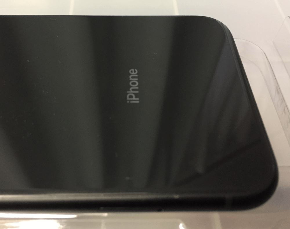 開封レビュー】iPhone XR ブラックを購入！付属品やデザインを詳しく