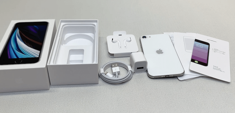 開封レビュー】iPhone SE2 ホワイト（白）を購入してみた！付属品も